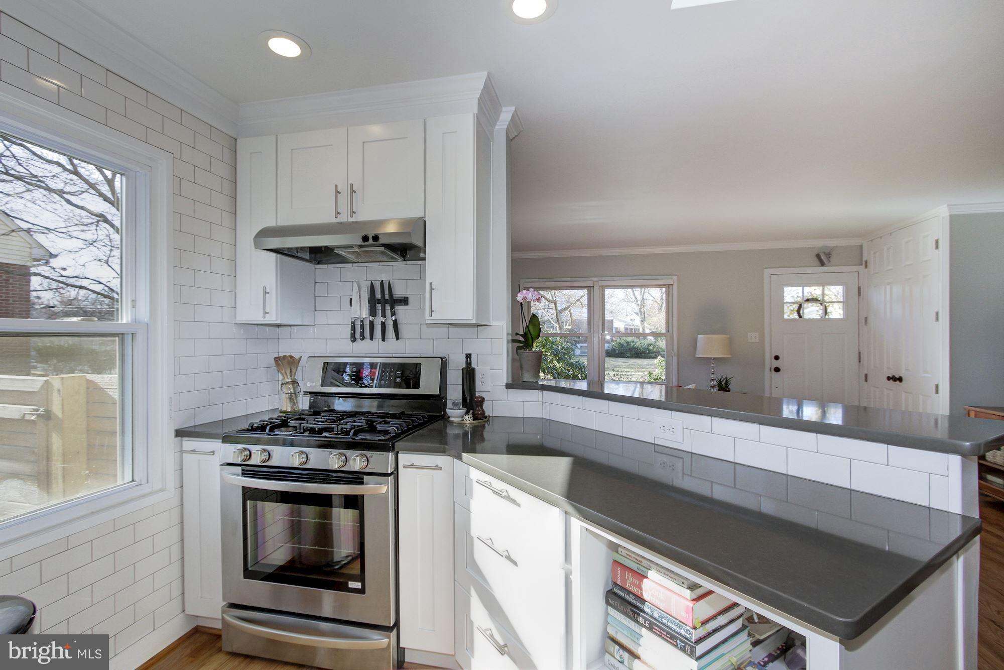 11111 Dewey Road Kensington, MD 20895 - Photo 9 of 28