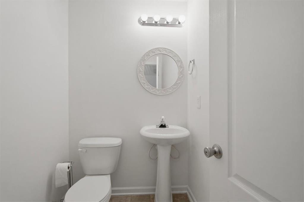 2316 Acorn Way Monroe, GA 30656 - Photo 27 of 43