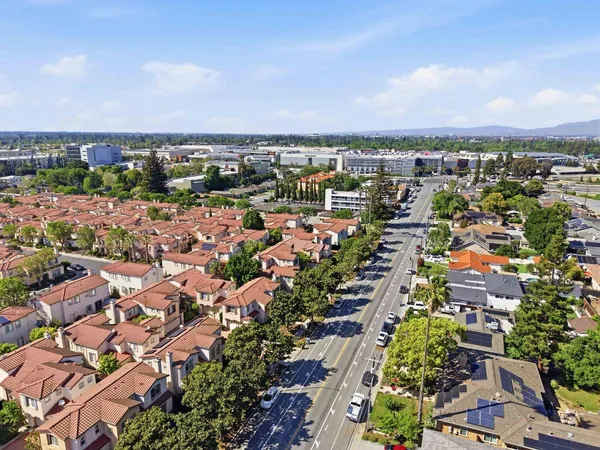$1,688,888 | 425 South Monroe Street, San Jose, CA 95128