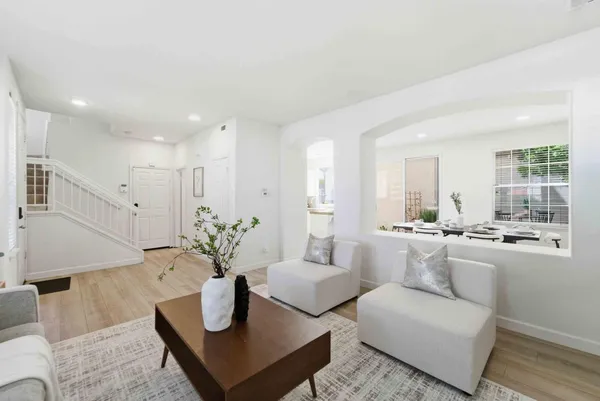 $1,688,888 | 425 South Monroe Street, San Jose, CA 95128