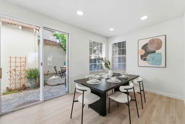 $1,688,888 | 425 South Monroe Street, San Jose, CA 95128