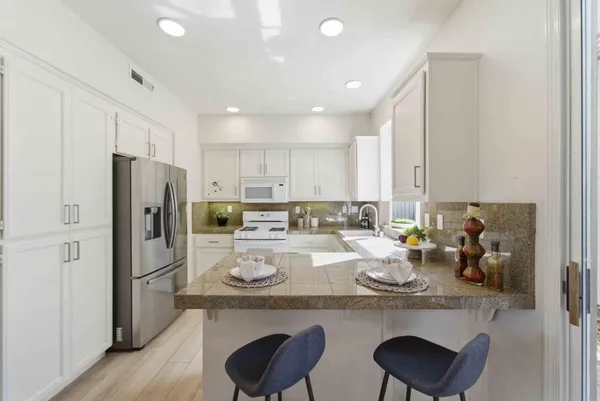 $1,688,888 | 425 South Monroe Street, San Jose, CA 95128