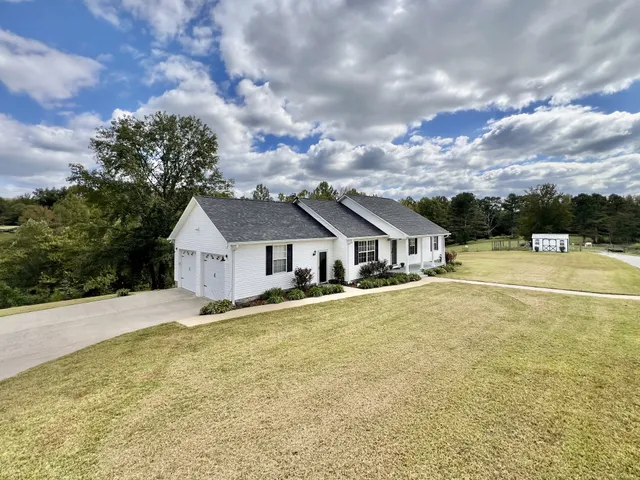 $319,900 | 4768 Lewisburg Highway, Pulaski, TN 38478