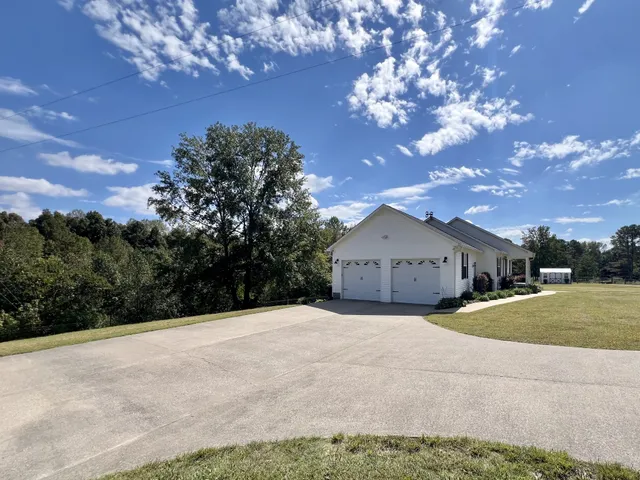 $319,900 | 4768 Lewisburg Highway, Pulaski, TN 38478