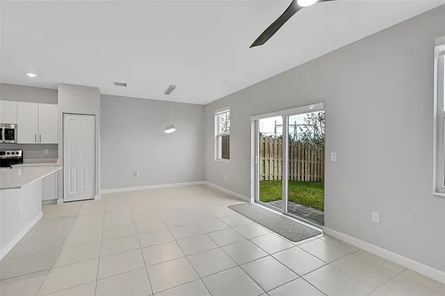 $615,000 | 4614 Northwest 120th Way, Unit 4614, Coral Springs, FL 33076