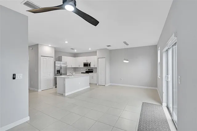 $615,000 | 4614 Northwest 120th Way, Unit 4614, Coral Springs, FL 33076