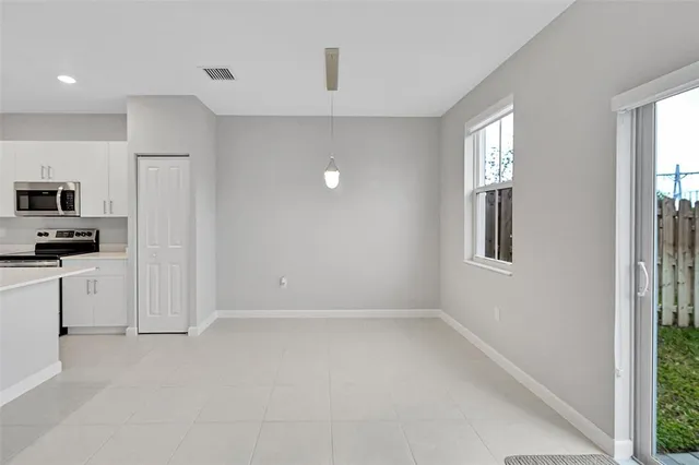 $615,000 | 4614 Northwest 120th Way, Unit 4614, Coral Springs, FL 33076