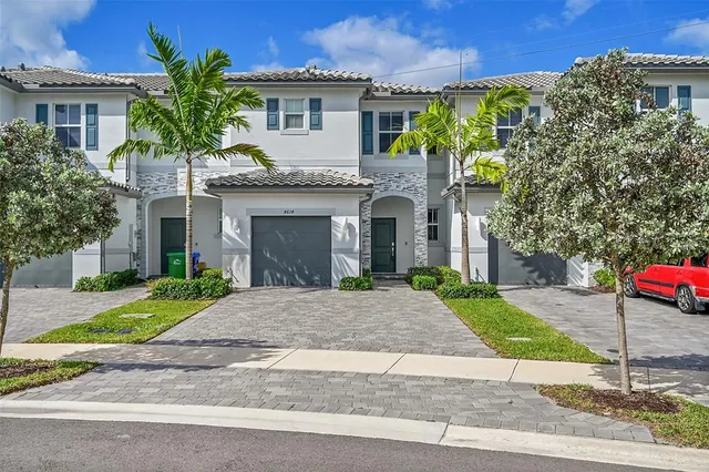 $615,000 | 4614 Northwest 120th Way, Unit 4614, Coral Springs, FL 33076