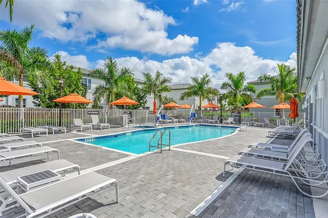 $615,000 | 4614 Northwest 120th Way, Unit 4614, Coral Springs, FL 33076