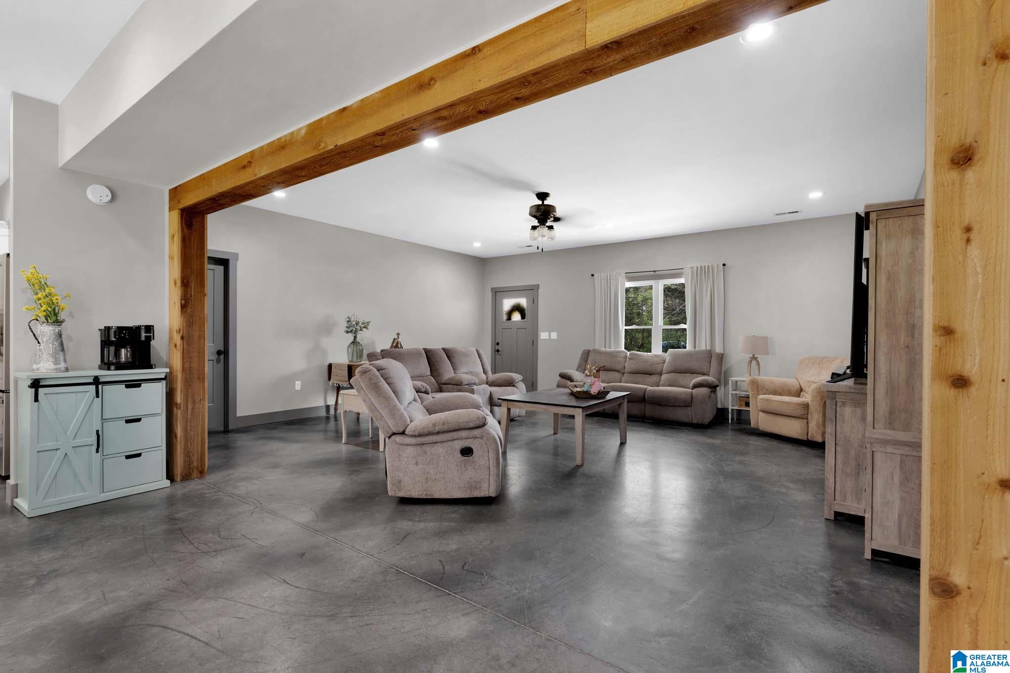 665 Robbins Road Hayden, AL 35079 - Photo 7 of 45