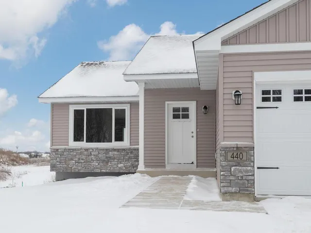 $429,900 | 440 Prairie View Drive, Cologne, MN 55322
