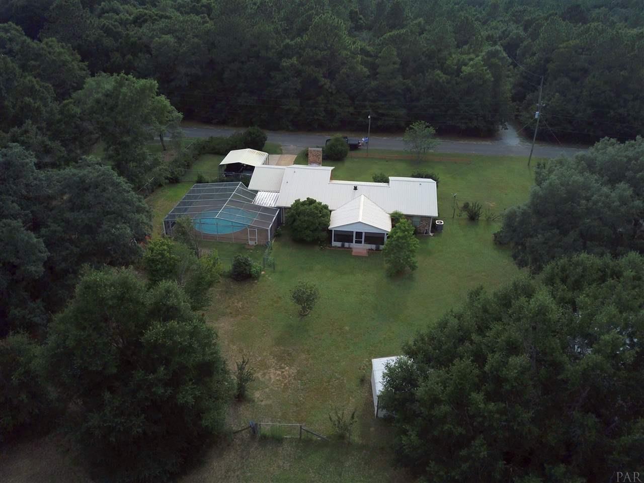 5080 Black Road Milton, FL 32583 - Photo 5 of 34 Gallery Image 5