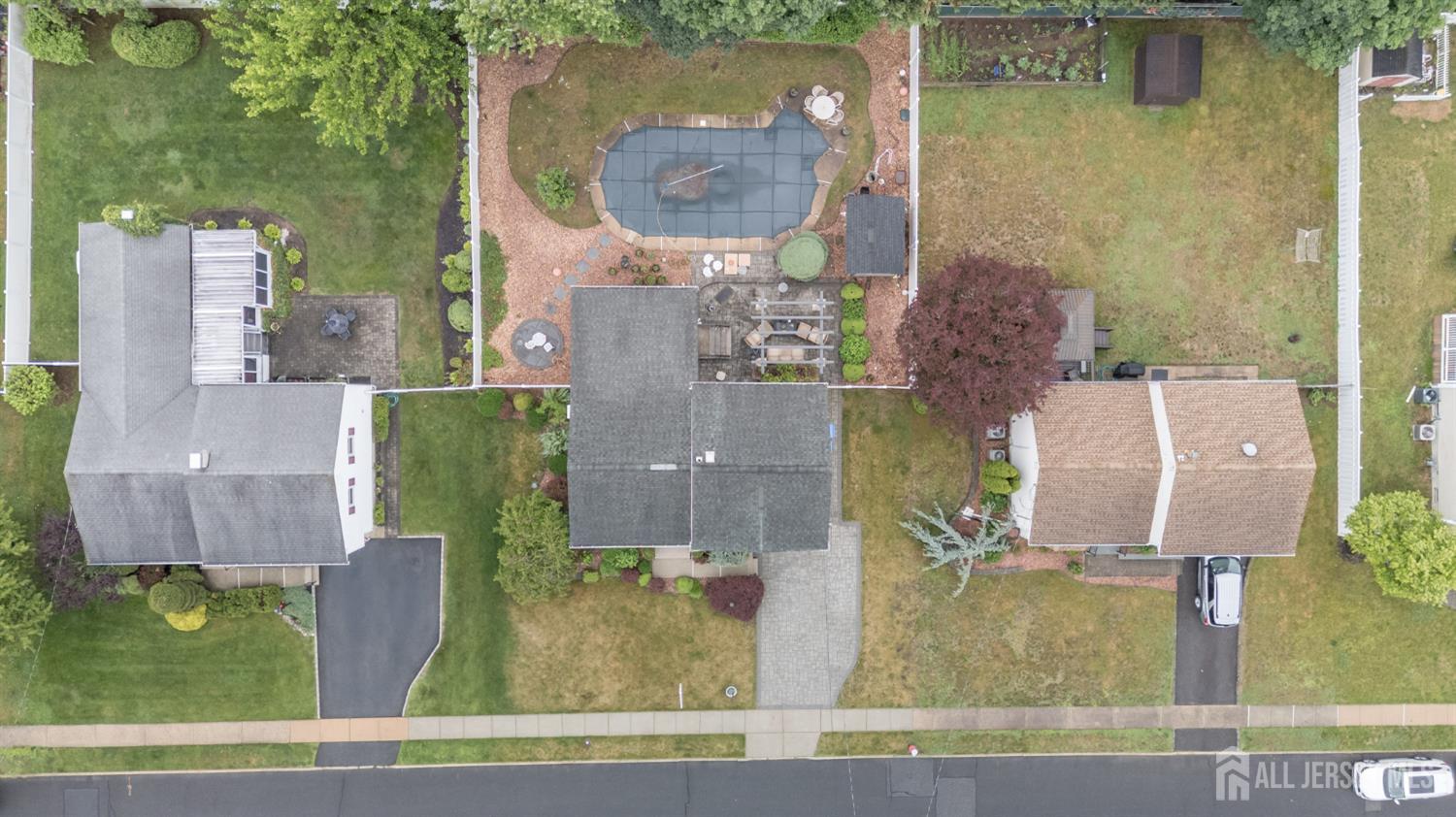 317 Libourel Road South Plainfield, NJ 07080 - Photo 37 of 40