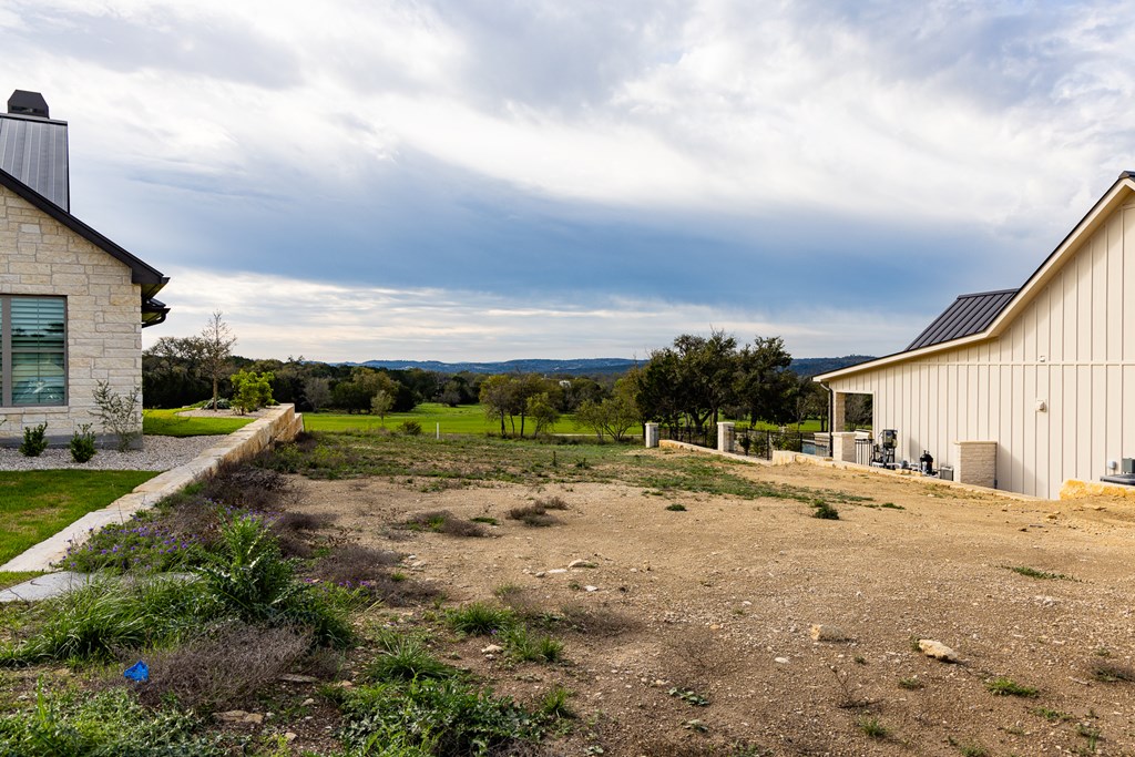 1080 Albatross Way East Kerrville, TX 78028 - Photo 3 of 9
