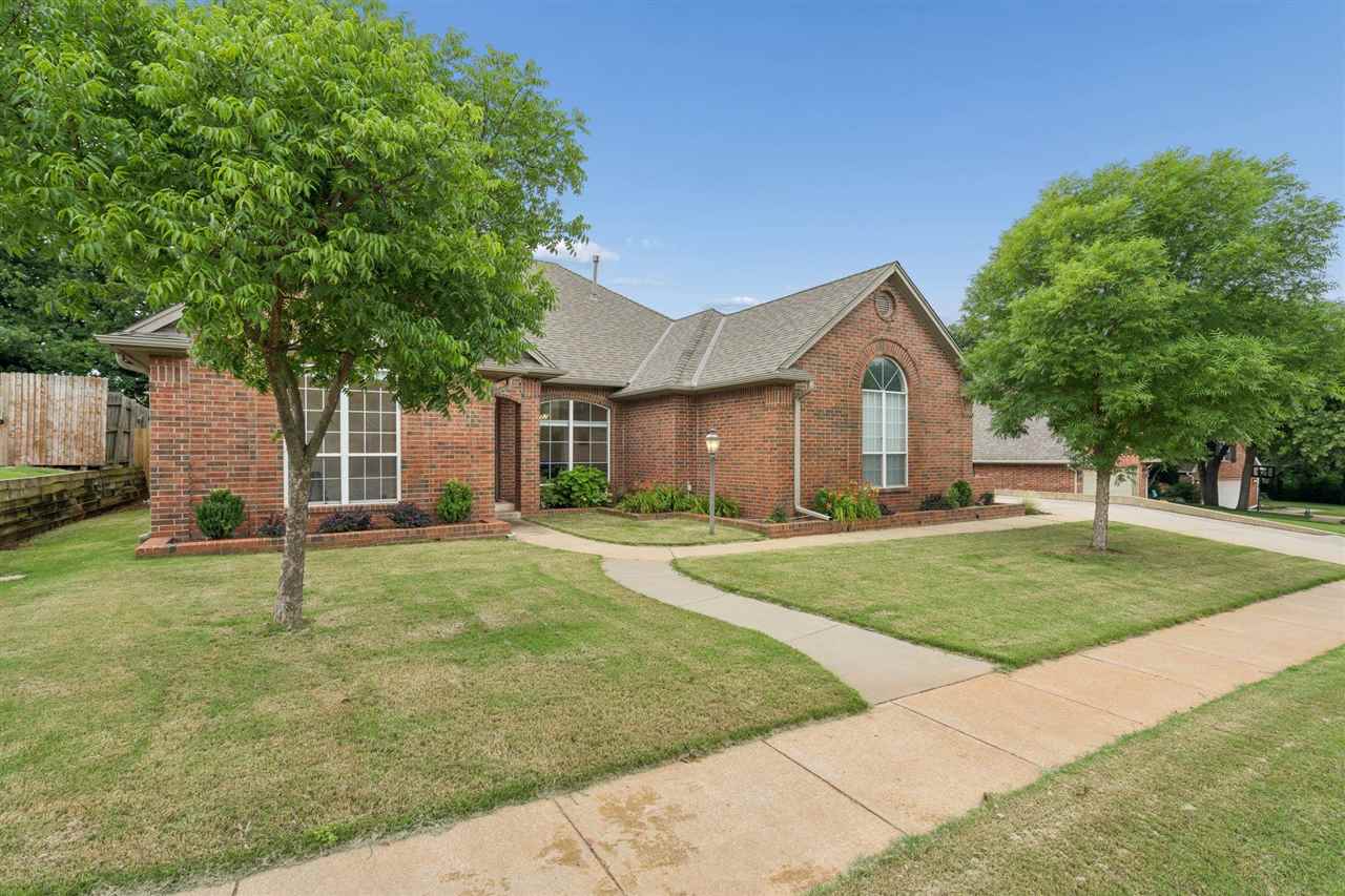 14305 Middleberry Road Edmond, OK 73013 - Photo 2 of 43 Gallery Image 2