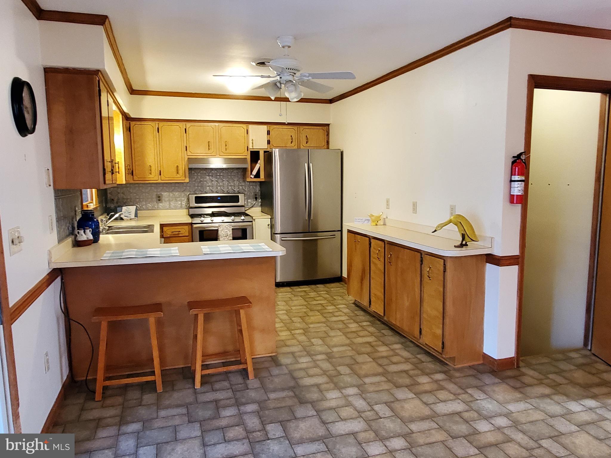 2019 Crystal Beach Road Earleville, MD 21919 - Photo 9 of 22 Breakfast bar for extra seating