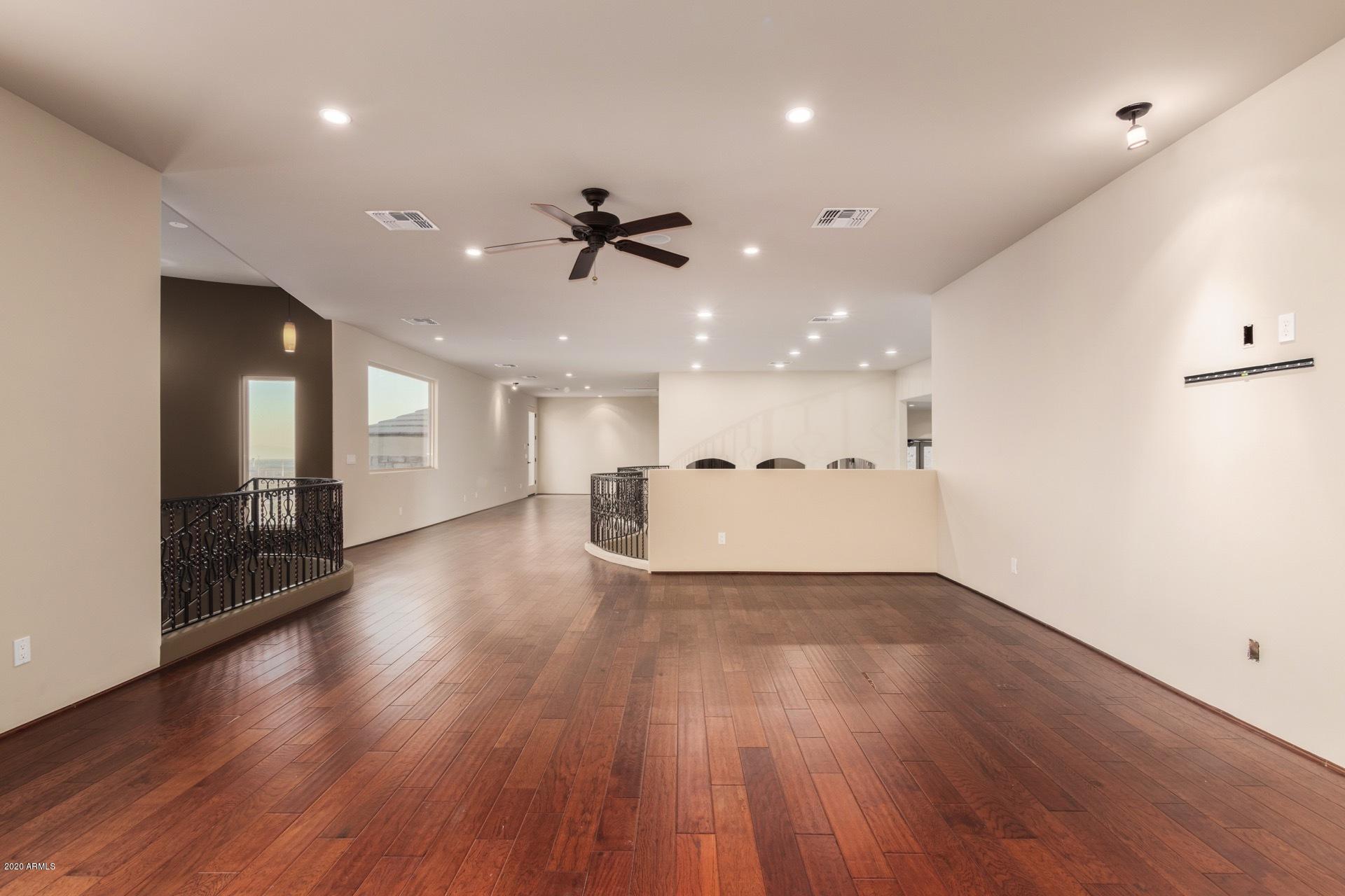 404 East Briles Road Phoenix, AZ 85085 - Photo 26 of 77 0016-Briles (16)