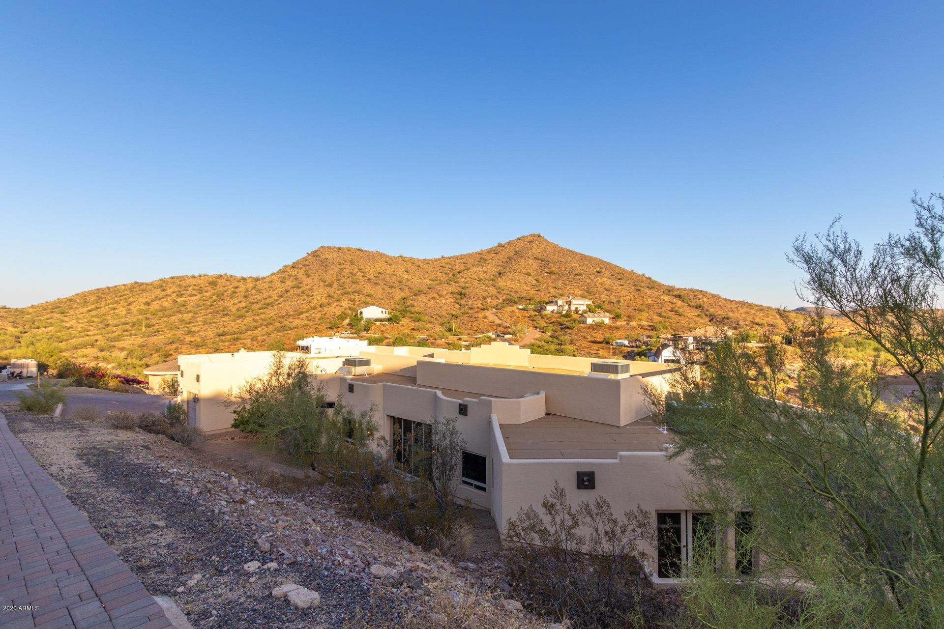 404 East Briles Road Phoenix, AZ 85085 - Photo 3 of 77 0003-Briles (3)