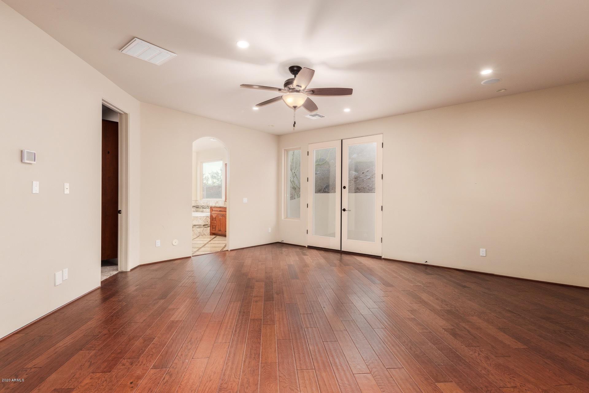 404 East Briles Road Phoenix, AZ 85085 - Photo 32 of 77 0021-Briles (21)