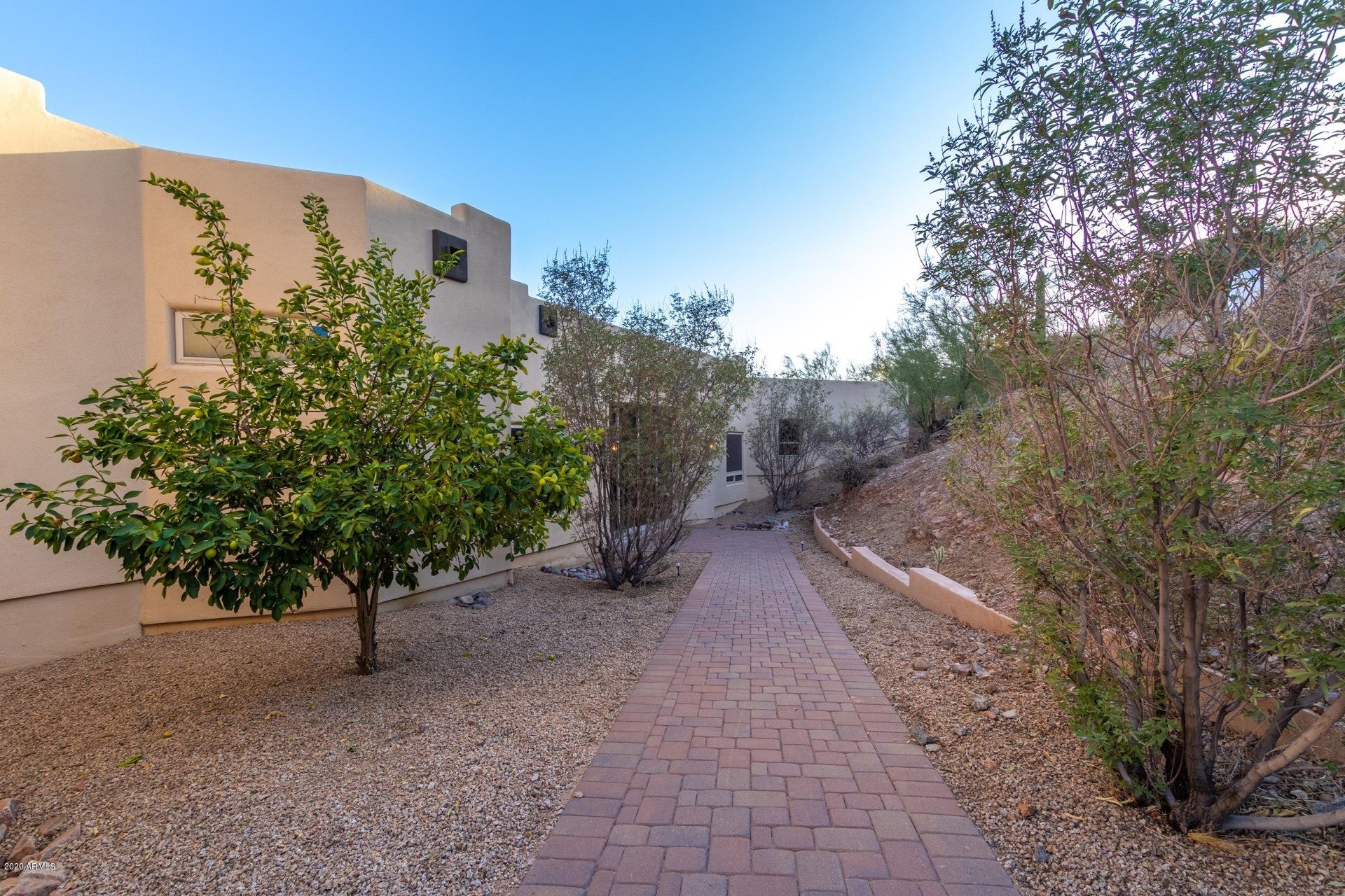 404 East Briles Road Phoenix, AZ 85085 - Photo 4 of 77 0004-Briles (4)