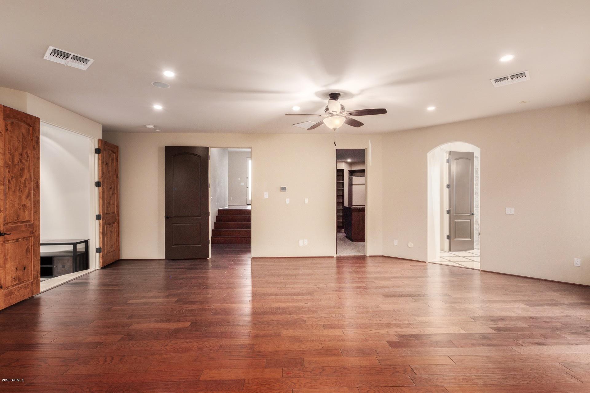 404 East Briles Road Phoenix, AZ 85085 - Photo 42 of 77 0031-Briles (32)