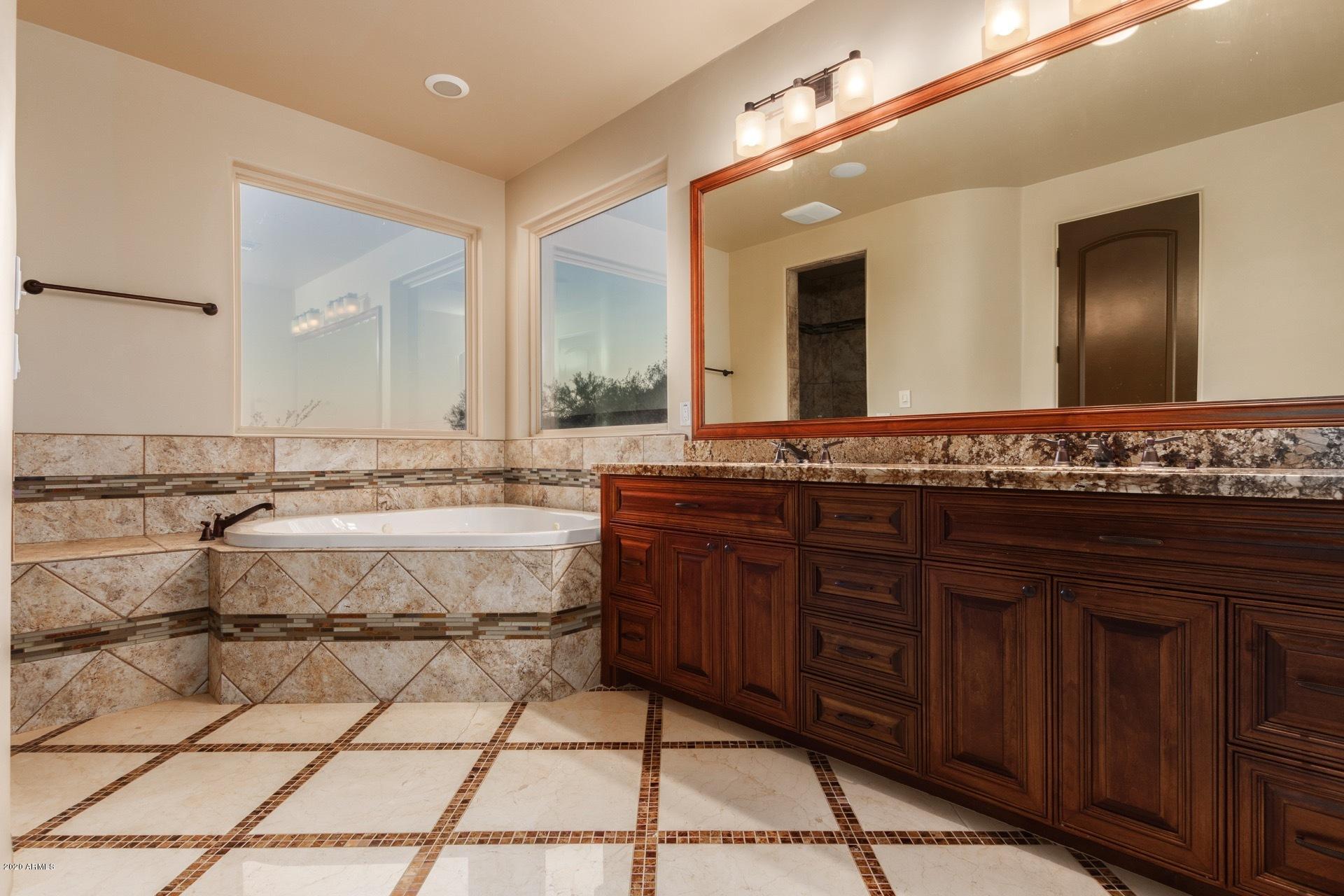 404 East Briles Road Phoenix, AZ 85085 - Photo 45 of 77 0033-Briles (33)