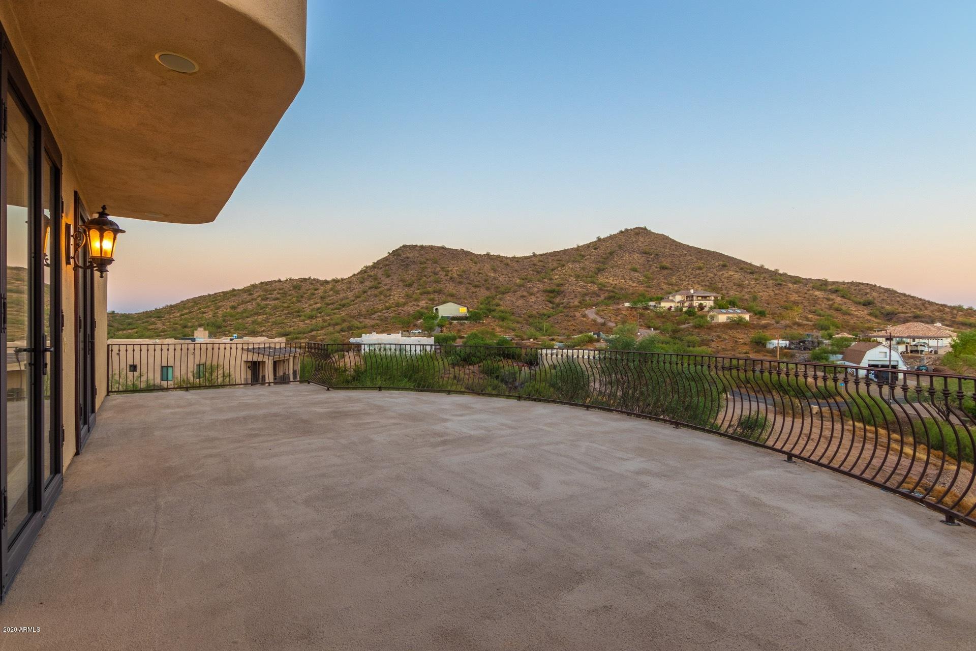 404 East Briles Road Phoenix, AZ 85085 - Photo 69 of 77 0055-Briles (41)