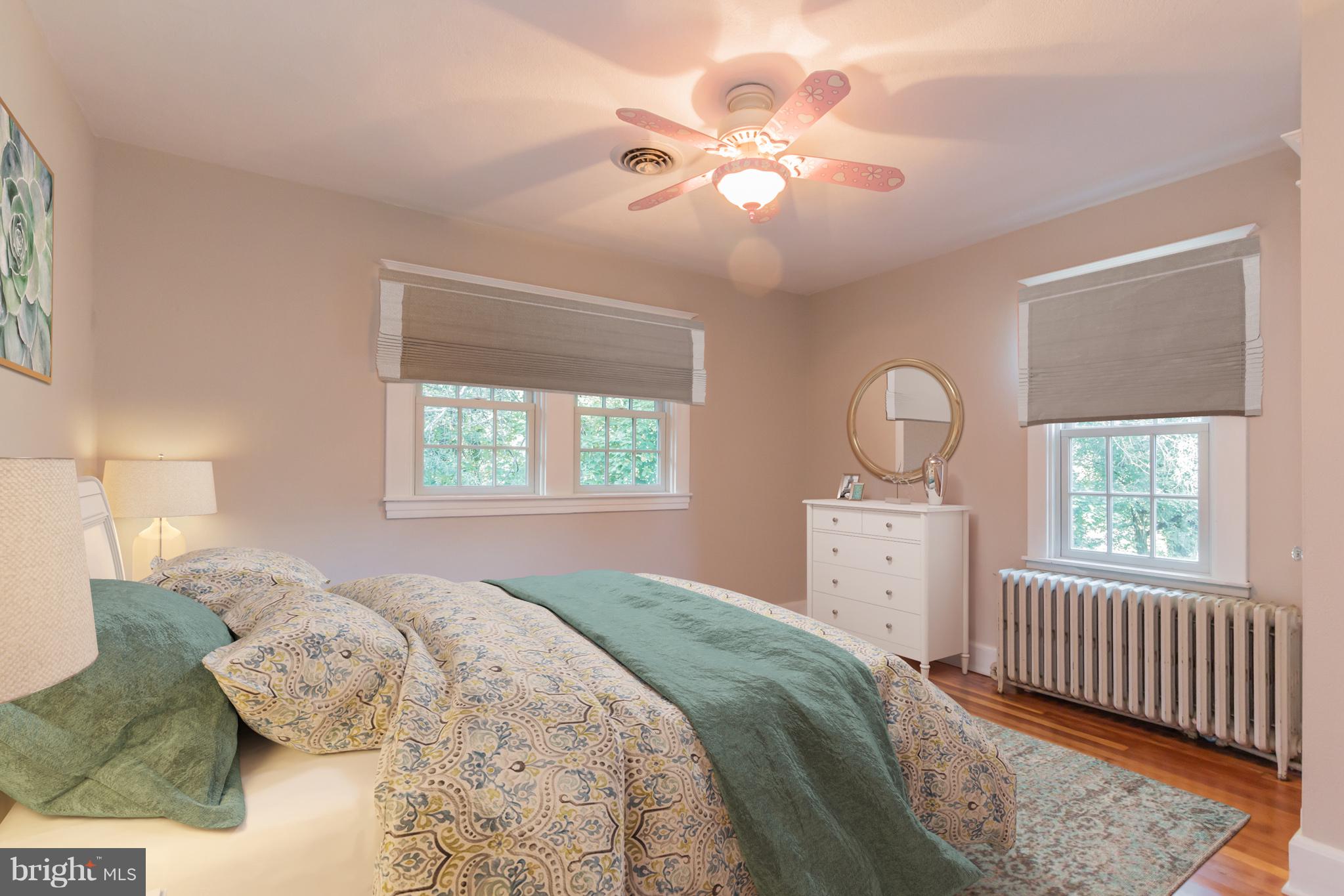 61 Church Road Arnold, MD 21012 - Photo 11 of 28 Master bedroom