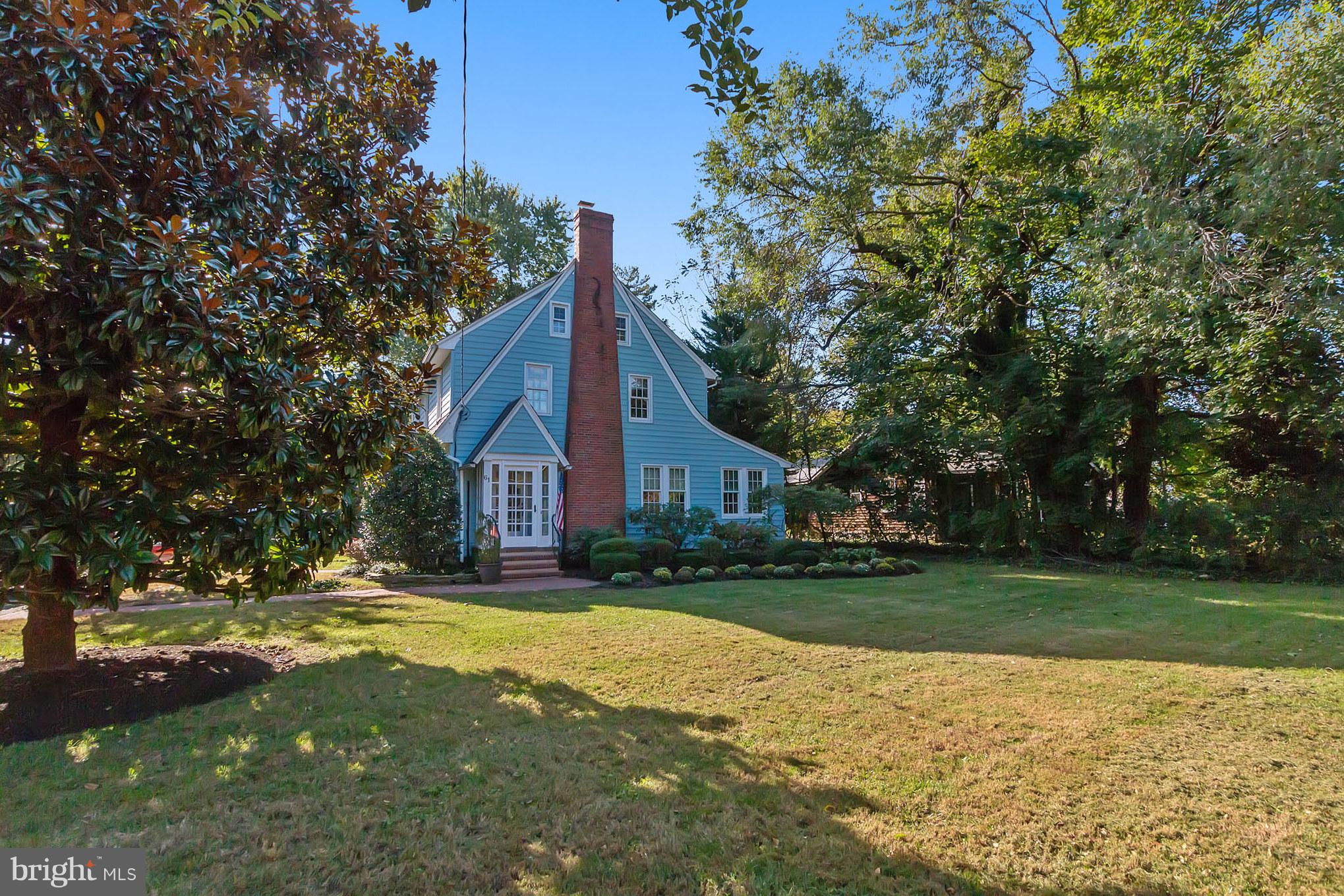 61 Church Road Arnold, MD 21012 - Photo 5 of 28 Front yard