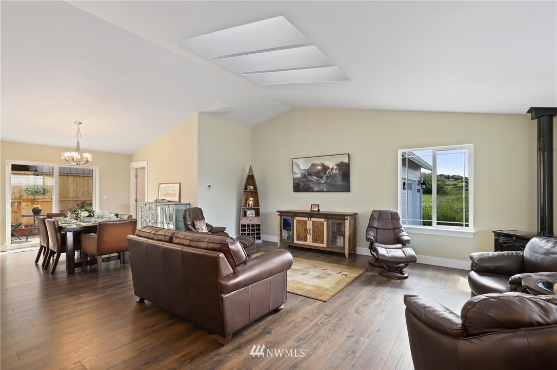 38300 Buck Road Northeast Hansville, WA 98340 - Photo 6 of 30 Gallery Image 6