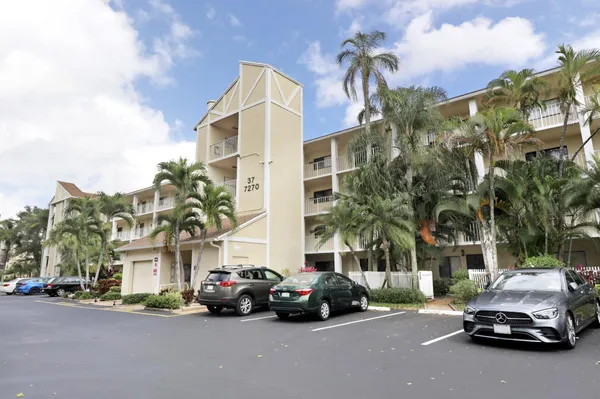 $2,400 | 7270 Ashford Place, Unit 106, Delray Beach, FL 33446