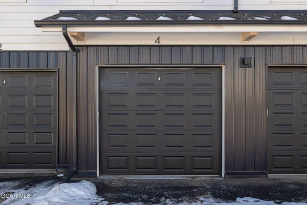 $675,000 | 381 Gcr 840 (w Meadow, Unit 4, Fraser, CO 80442