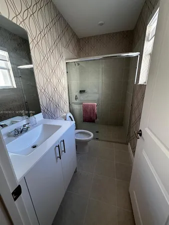 $1,700 | 2288 Southeast 30th Street, Unit 1, Homestead, FL 33035