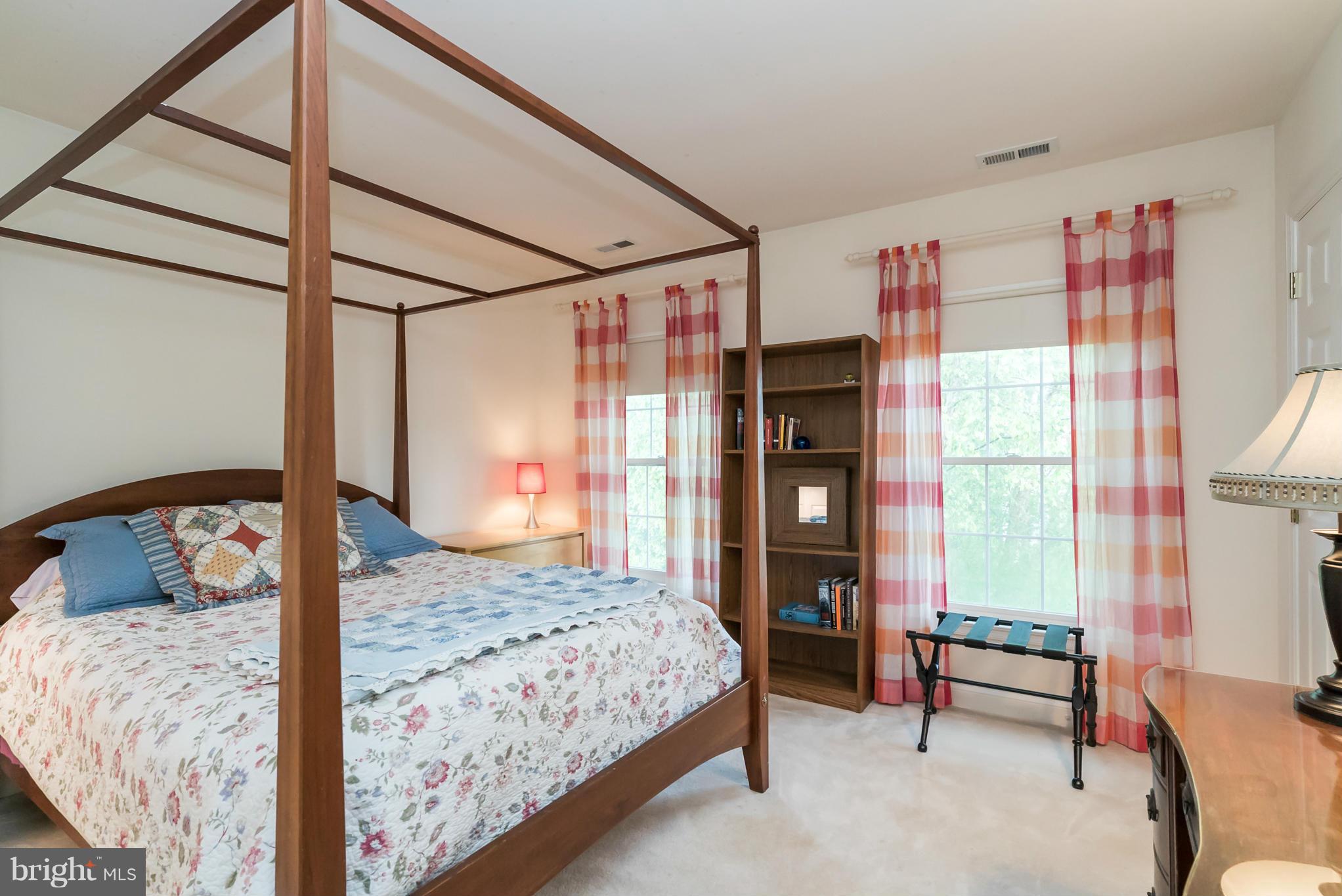 8753 Center Road Springfield, VA 22152 - Photo 18 of 25 Bedroom