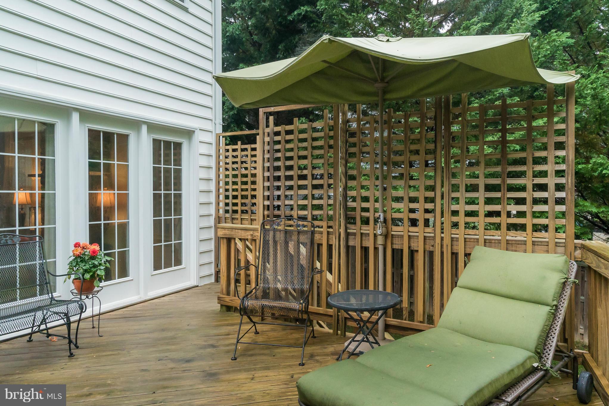 8753 Center Road Springfield, VA 22152 - Photo 25 of 25 Exterior (Rear)
