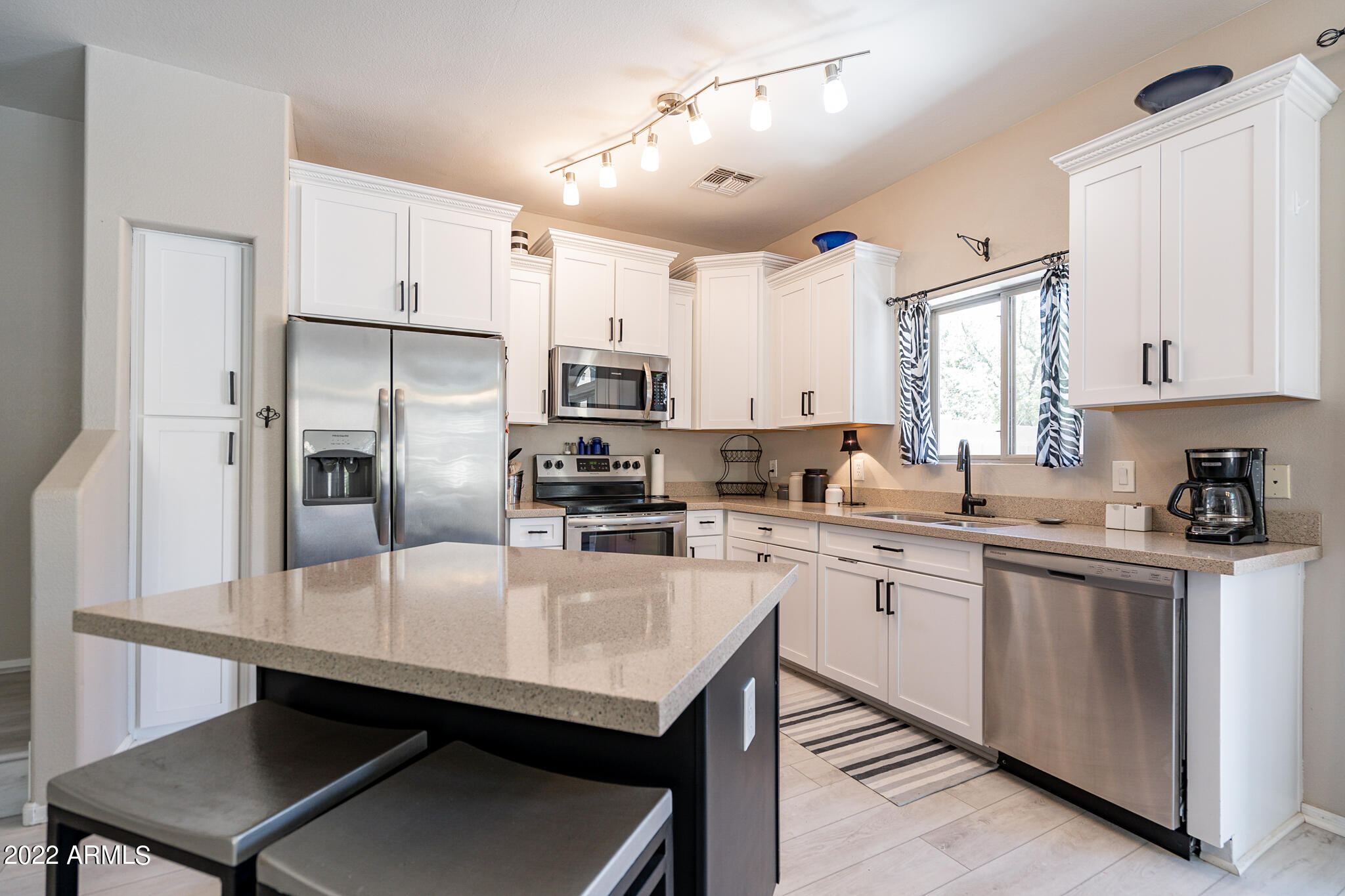 280 South Evergreen Road, Unit 1284 Tempe, AZ 85288 - Photo 4 of 50 Evergreen-16