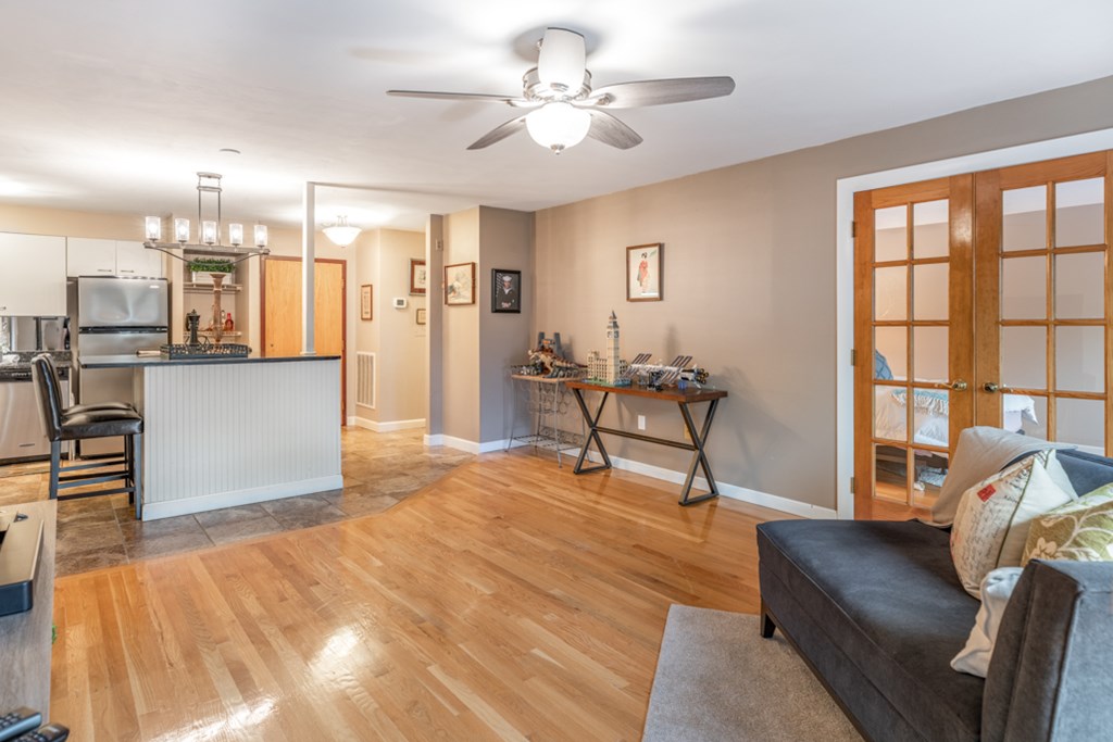 4 Summit Drive, Unit 303 Reading, MA 01867 - Photo 15 of 30