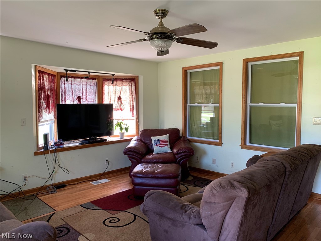 303 Walnut Ridge Road Salineville, OH 43945 - Photo 7 of 12 Gallery Image 7