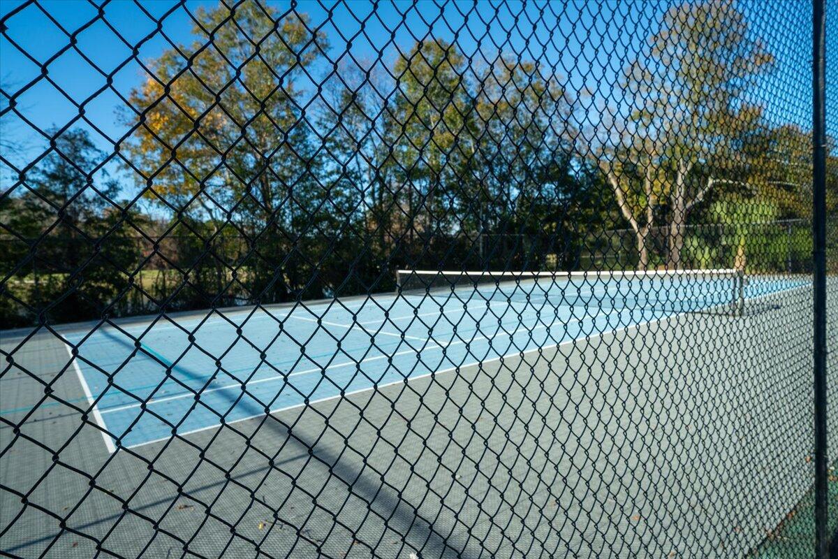 1206 Ventura Place Mount Pleasant, SC 29464 - Photo 37 of 38 94