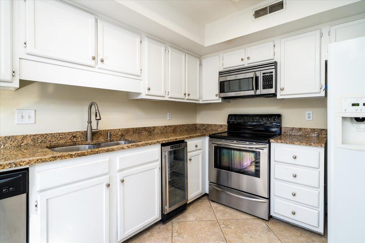 1206 Ventura Place Mount Pleasant, SC 29464 - Photo 10 of 38 09-1206VenturaPl_009