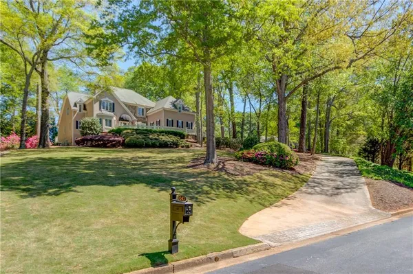 $1,148,500 | 2043 Burgundy Drive, Braselton, GA 30517