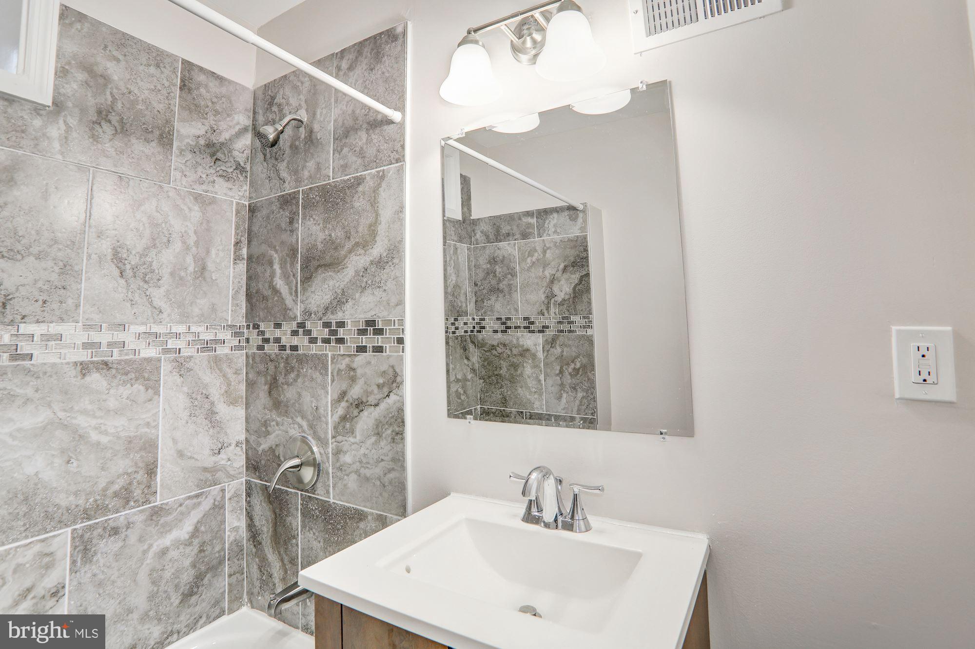 71 Hillside Road Wilmington, DE 19804 - Photo 15 of 25 bathroom main floor
