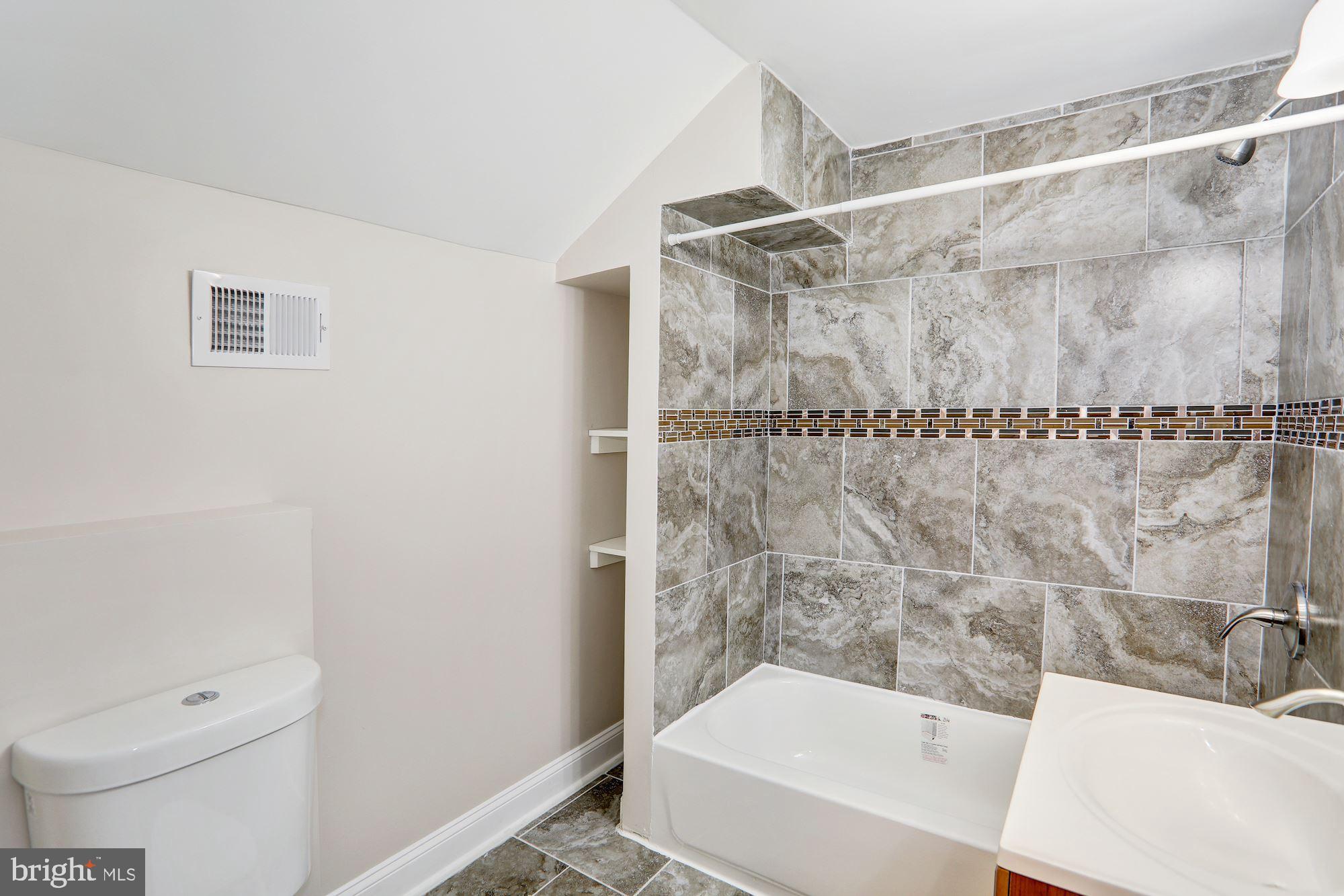 71 Hillside Road Wilmington, DE 19804 - Photo 20 of 25 bathroom upstairs