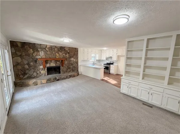 $398,000 | 300 Martingale Drive, Peachtree City, GA 30269