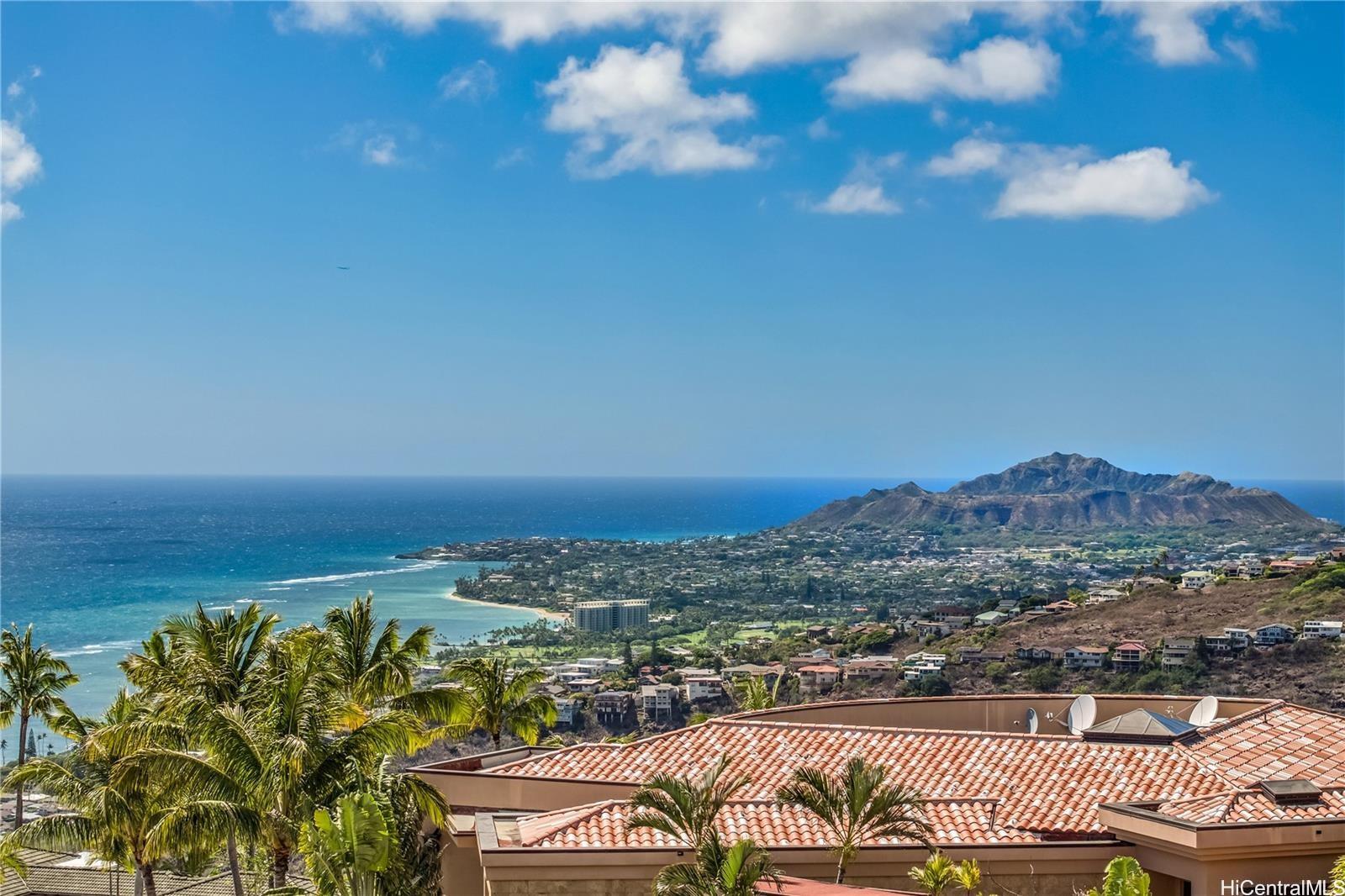 549 Moaniala Street Honolulu, HI 96821 - Photo 5 of 19