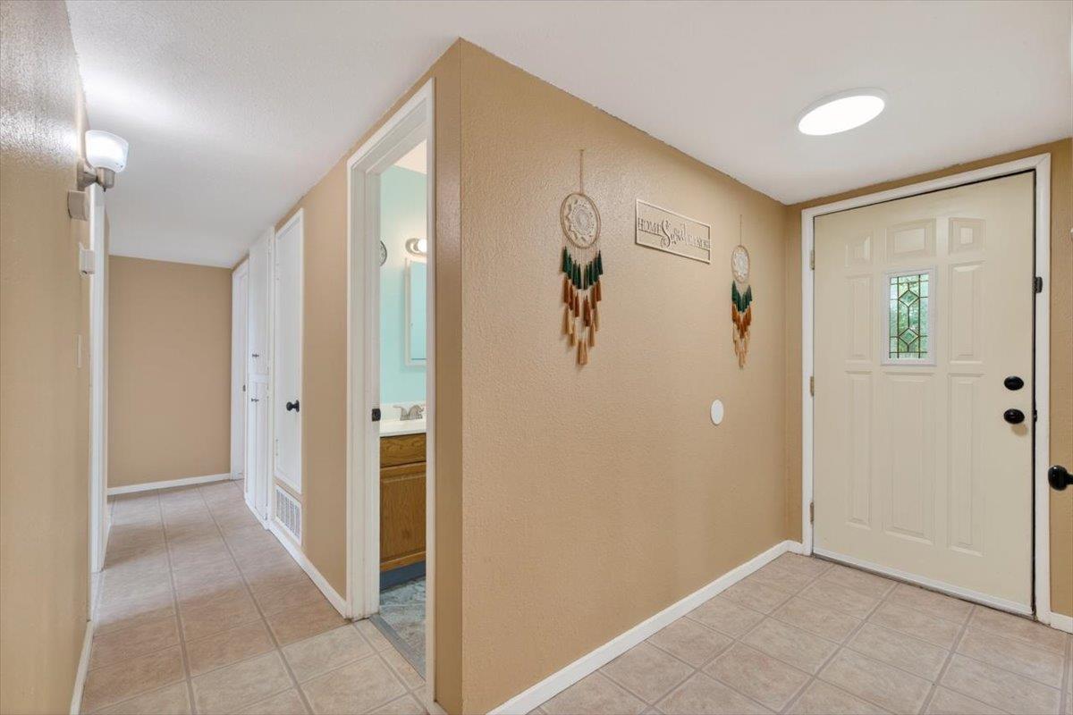7517 Natomas Road Pleasant Grove, CA 95668 - Photo 7 of 36