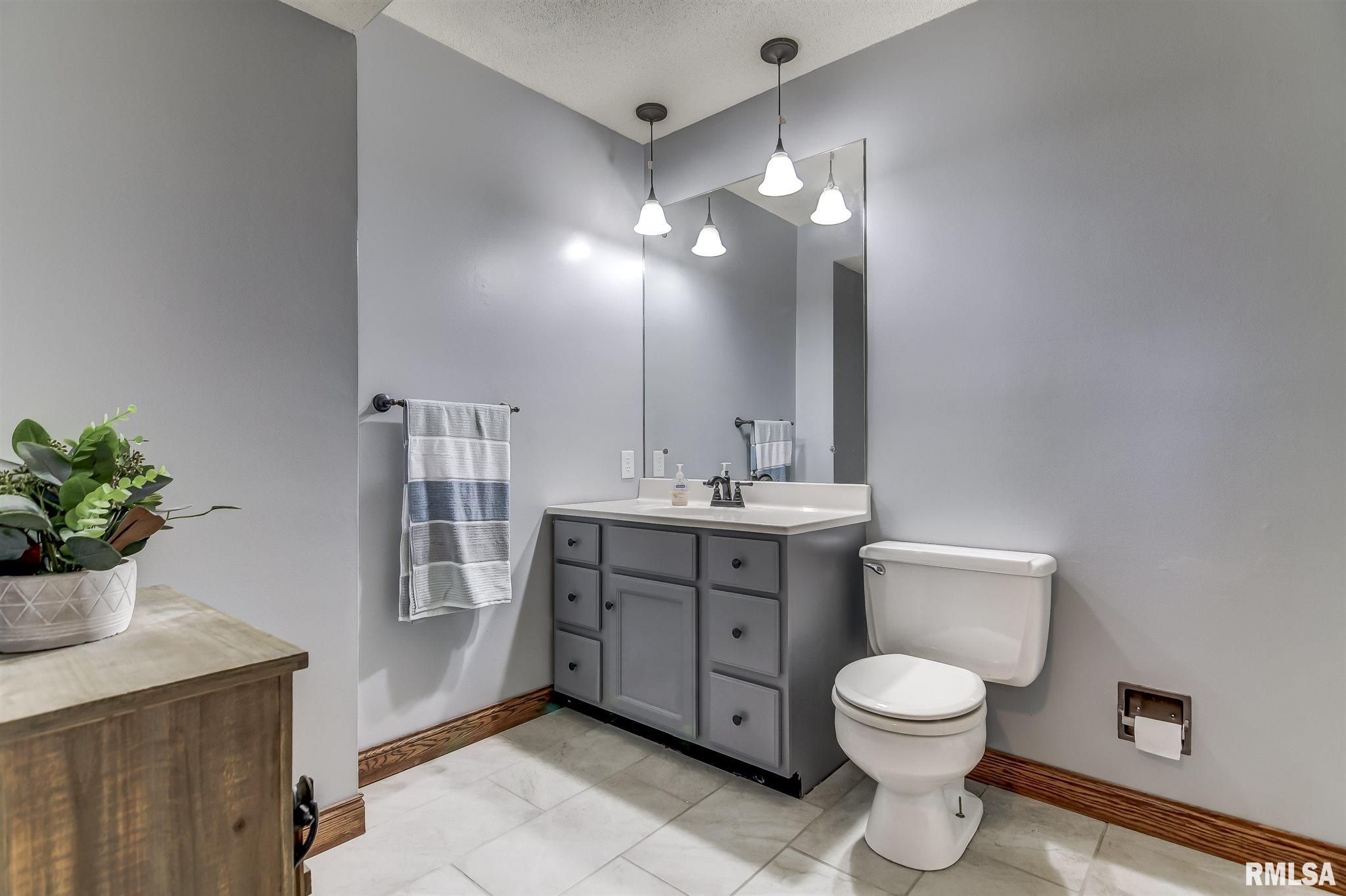 623 East Main Street Rochester, IL 62563 - Photo 34 of 41