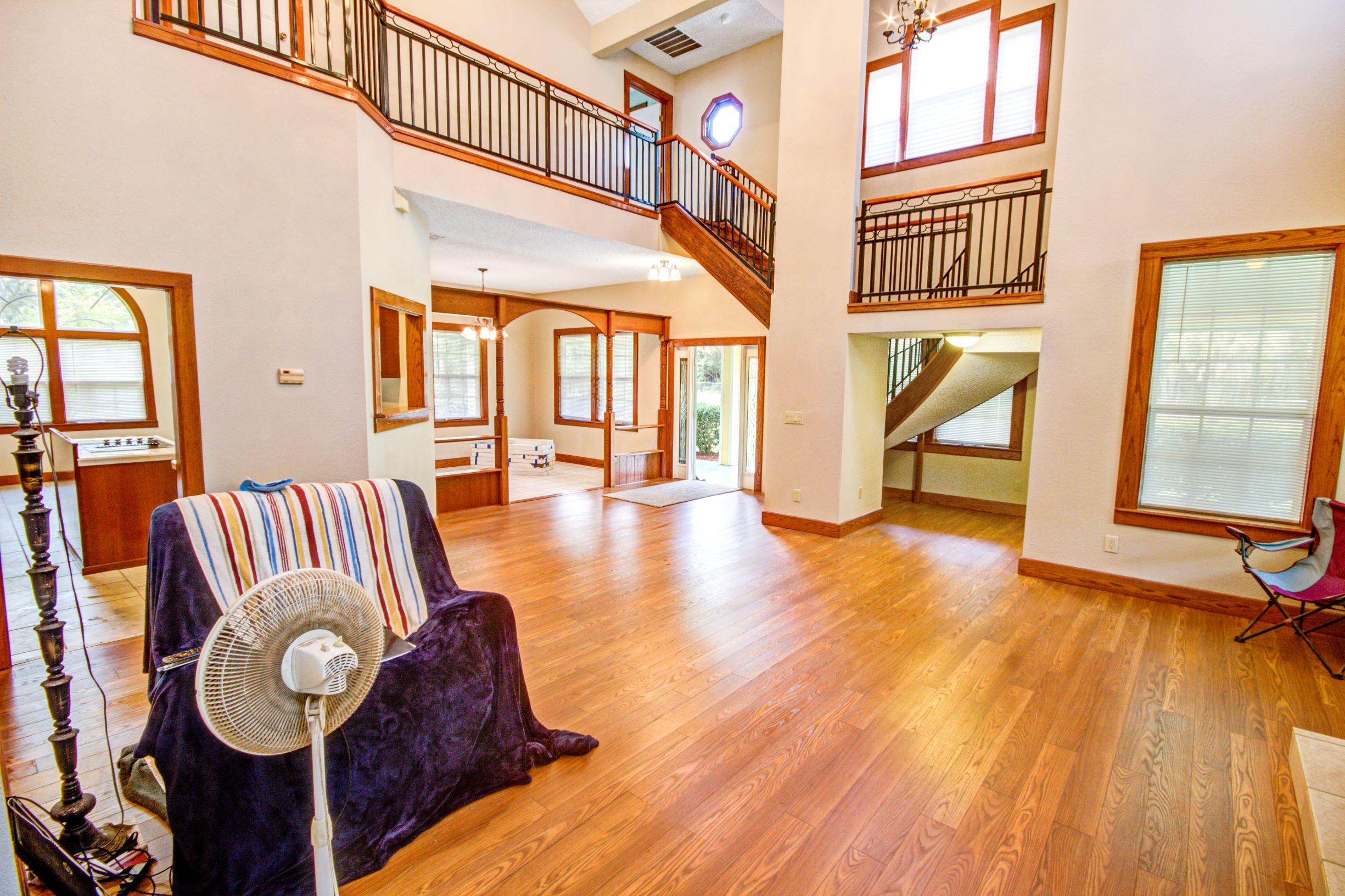 1339 State Rd S-15-28 Walterboro, SC 29488 - Photo 23 of 39 Hardwood Floors