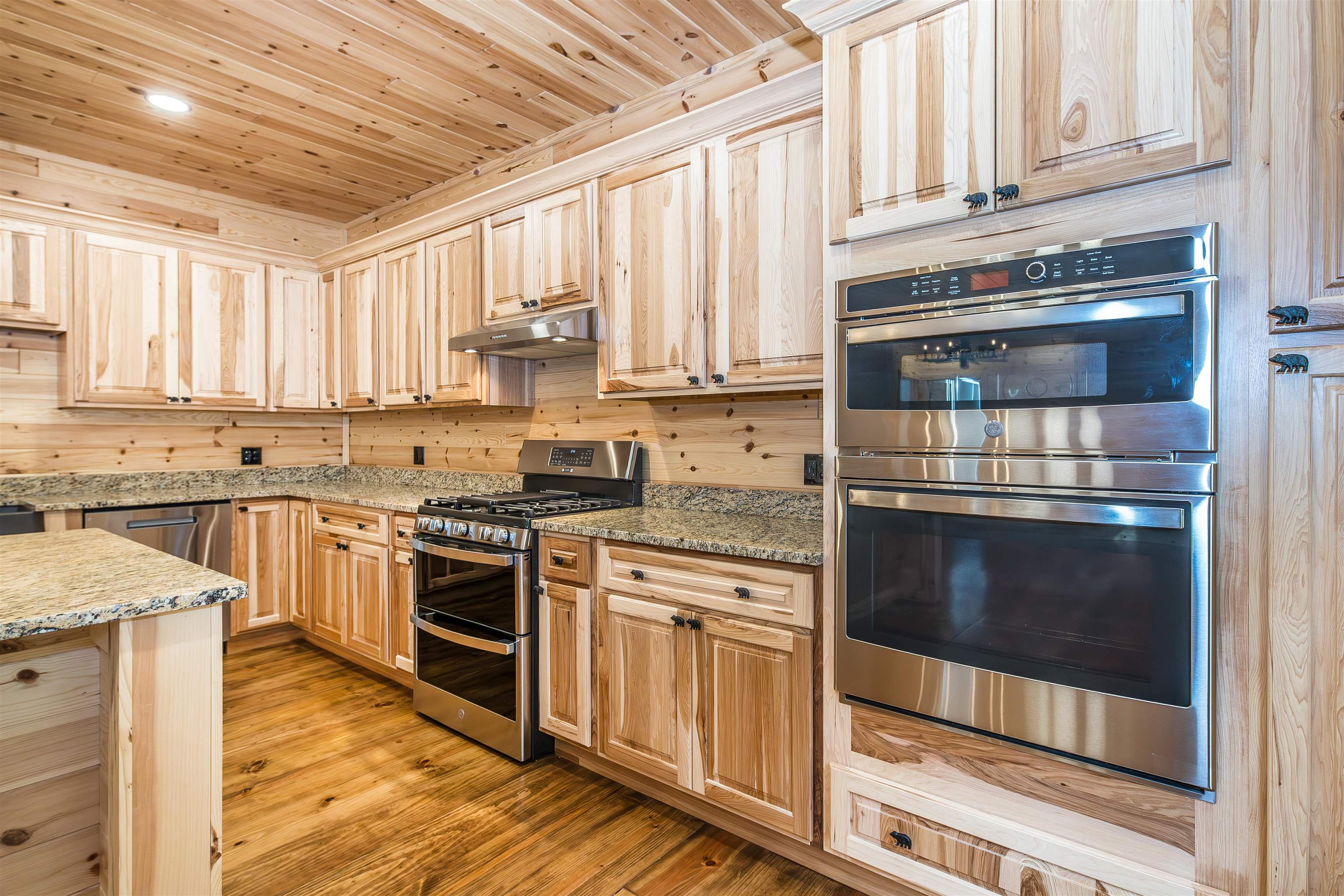 46 Deer Run Killington, VT 05751 - Photo 13 of 50