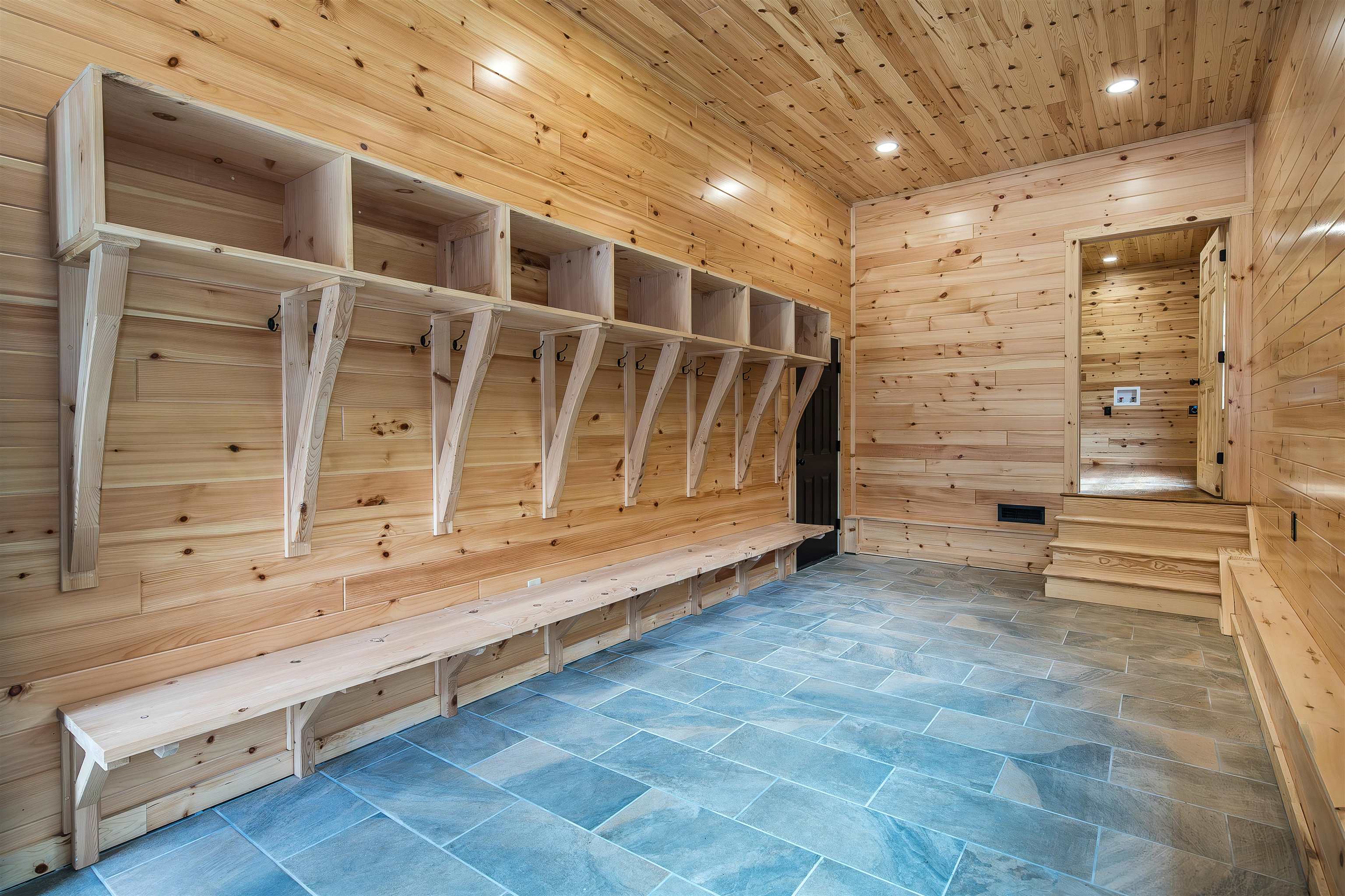 46 Deer Run Killington, VT 05751 - Photo 5 of 50